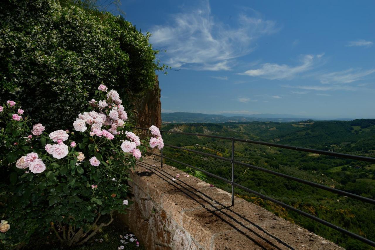 Appartamento Palazzo Storico Colesanti Bagnoregio Esterno foto