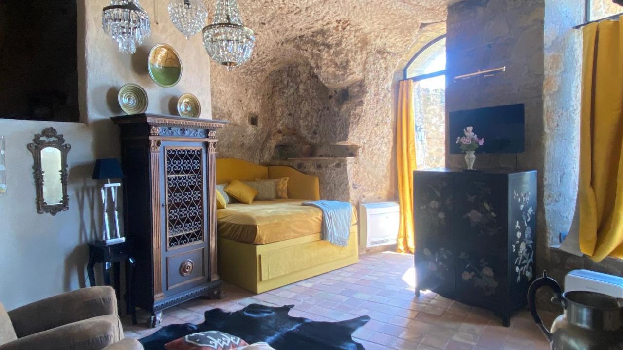 Appartamento Palazzo Storico Colesanti Bagnoregio Esterno foto