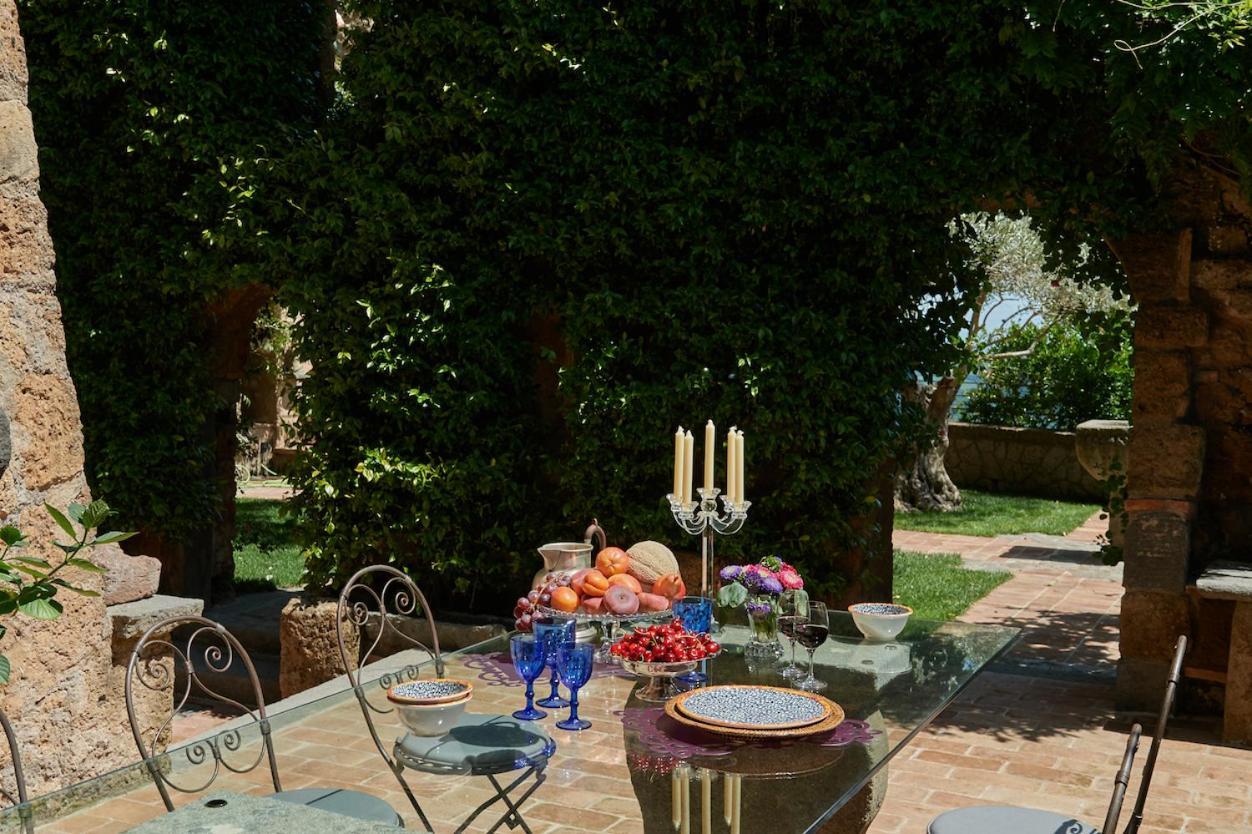 Appartamento Palazzo Storico Colesanti Bagnoregio Esterno foto