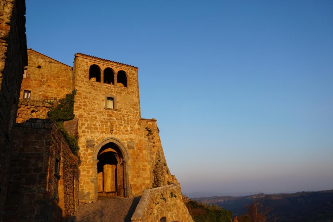 Appartamento Palazzo Storico Colesanti Bagnoregio Esterno foto