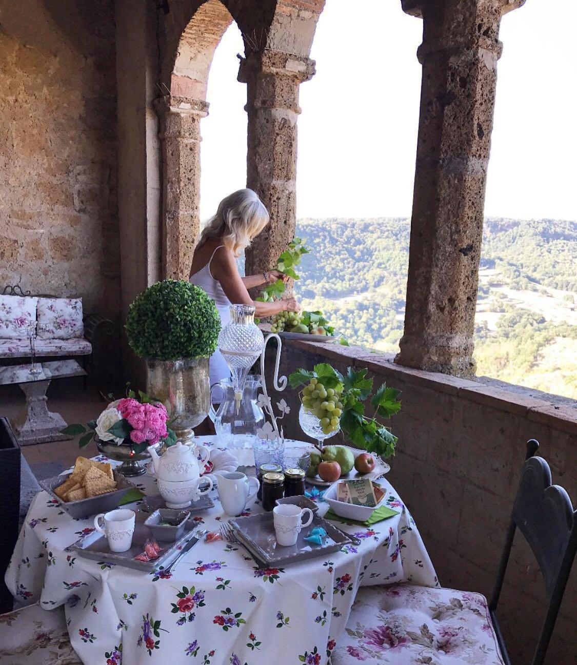 Appartamento Palazzo Storico Colesanti Bagnoregio Esterno foto